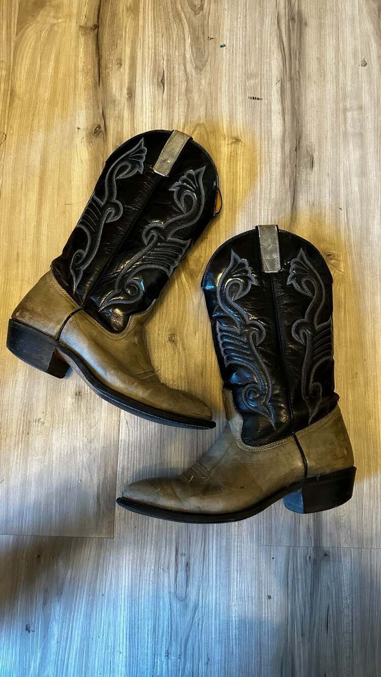 Vintage Two-Tone Western Cowboy Boots with Embroidered Shaft